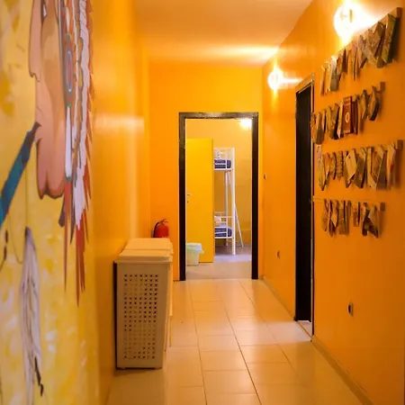 אכסניה Outlanders Tribe