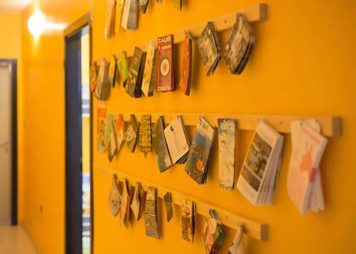 호스텔 Outlanders Tribe